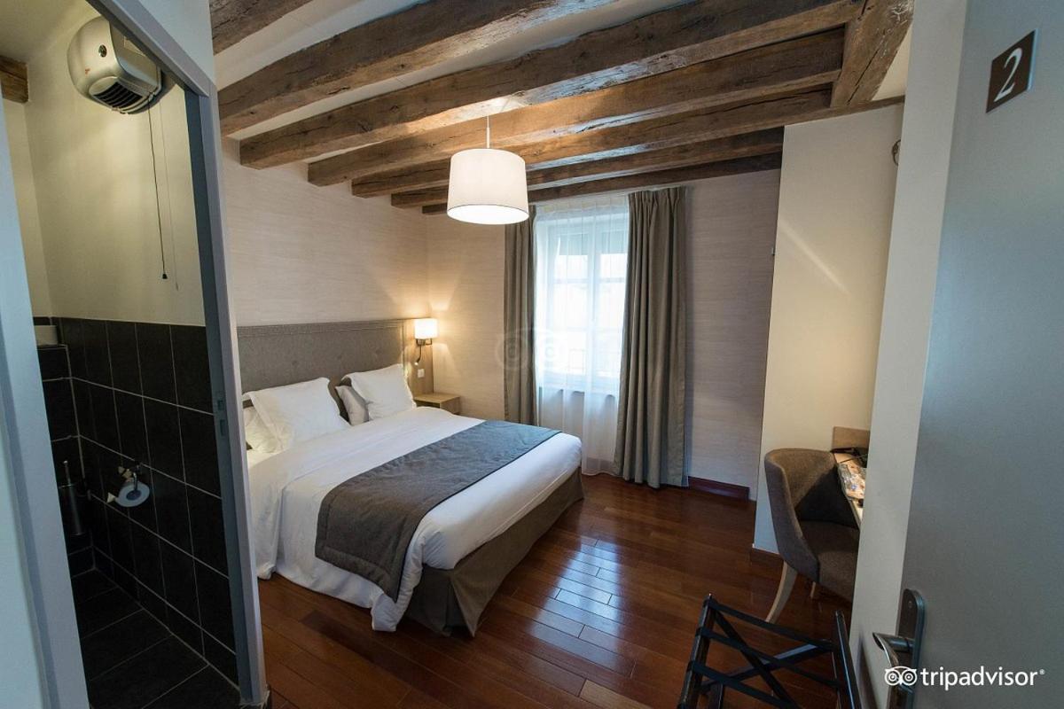 Отель Relais De La Loire Монтливо Экстерьер фото